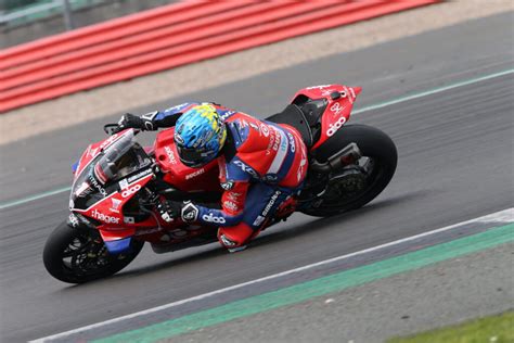 brookes and iddon on the pace at silverstone test