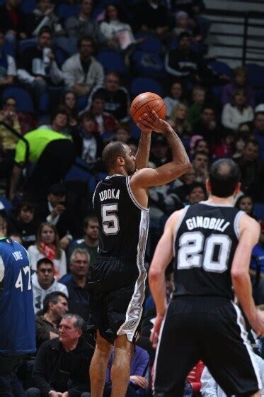Ime Udoka With The Spurs Photo Gallery