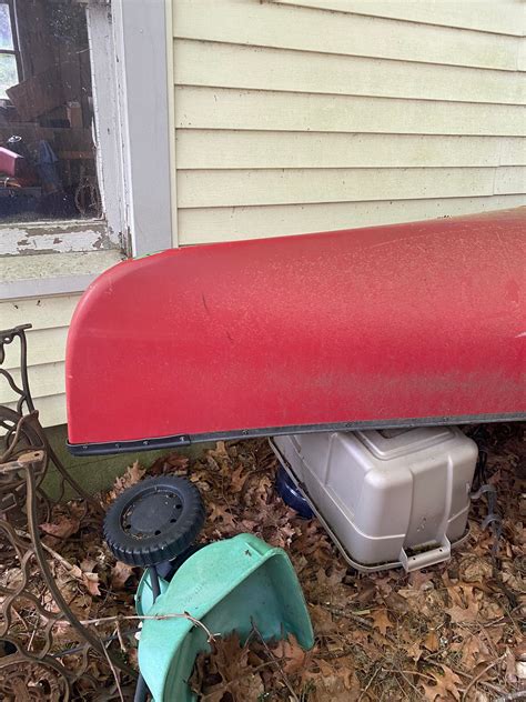 Old Town Canoe Penobscot 16 #1848913 | Auctionninja.com