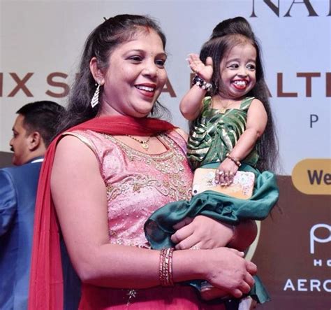 Meet The 29 Year Old From India Who Is The Worlds Shortest Woman And A