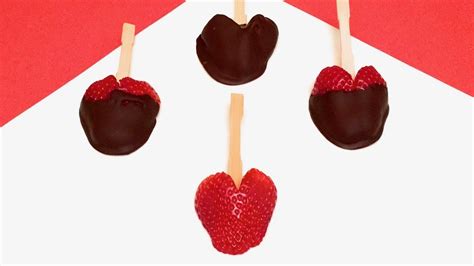 how to make chocolate dipped strawberry hearts easy recipe for valentine s day youtube
