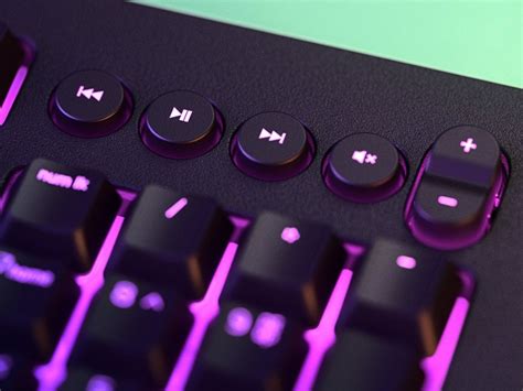Razer Cynosa V2 Rgb Gaming Keyboard Has Customizable Lighting Gadget Flow