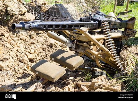 Mg42 Machine Gun Hi Res Stock Photography And Images Alamy