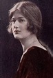Hon. Joan Barbara Yarde-Buller, * 1908 | Geneall.net