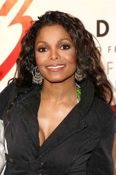Janet Jacksons Album Hits Chart For First Time In 35 Years