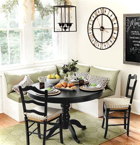 If you're in the market for a formal dining room set to seat extended family during the holidays, then you'll need to start your search on the more accommodating end with a 9 piece or 7 piece dining set. 25 Nice Banquette Sitting Ideas for Kitchen | Banquette seating in kitchen, Dining nook, Kitchen ...