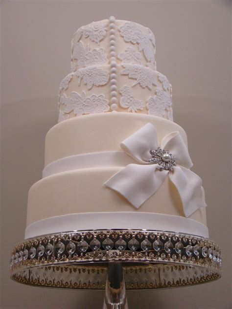 You can make a wedding cake for a customer if you bake for a living, or you might make a cake for loved one's wedding to help them save money. Lace Wedding Cake(6) | Lace Wedding Cake inpired by ...