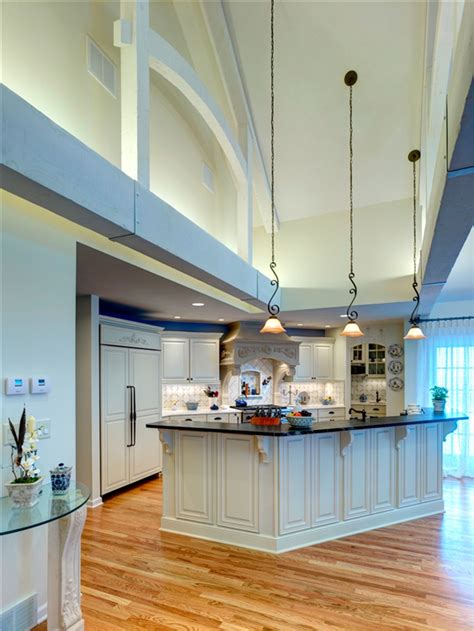 With such a wide selection of pendant lighting for sale, from brands like innovations lighting, hubbardton forge. Among the outstanding features of this kitchen are its 15 ...
