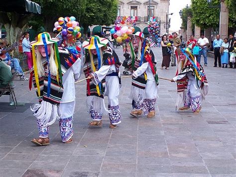 Danza De Los Viejitos Tradición De Michoacán In 2020 Spanish