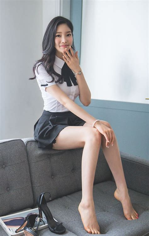 Chica De La Escuela Coreana Desnuda Neree