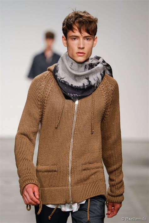 Check spelling or type a new query. Hairstyle inspiration for men: 15 cuts to try this fall