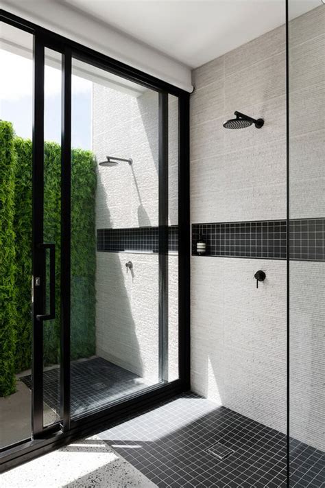 43 Indooroutdoor Showers That Will You To Small Paradise Homemydesign