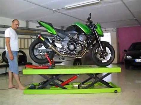 The most common motorcycle jack material is metal. Homemade hydraulic motorcycle lift. Need help please ...