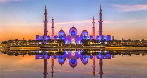 10 Masjid Tercantik Di Dunia BPKH
