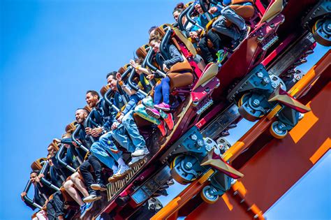 new first of its kind spinning ride at canada s wonderland will make you hurl