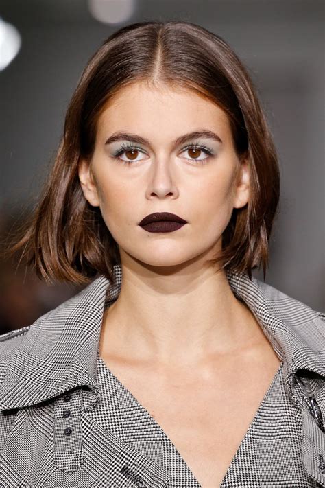 the best 1990s makeup looks that are on trend today in 2021 90s makeup look makeup looks