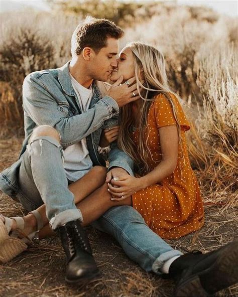 23 Creative And Romantic Couple Photo Ideas Fancy Ideas About Hairstyles Nails Outfits And