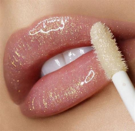 Pin By Maggie Friedman On Aesthetics Glitter Lipstick Prettiest Lipstick Lipstick Lip