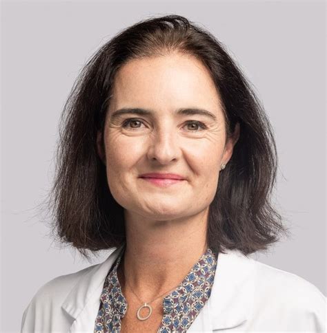 Nos deux centres de mammographie du 16e arrondissement de paris (centre de la muette et centre henry dunant) vous accueillent pour réaliser cet examen qui sera pris en charge par un de nos. Équipe médicale - Centre de Radiologie | IMAGERIE PARIS 16