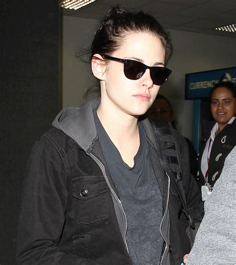 Kristen Stewart Arrives At Lax Airport In Los Angeles California