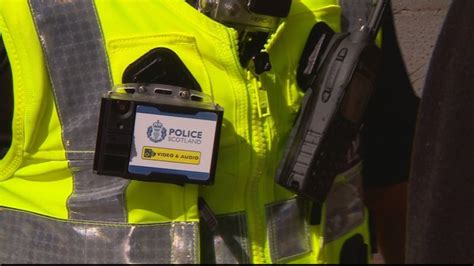 Police Body Cameras Reduce The Need To Fire Taser Bbc News