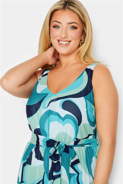 yours london plus size blue abstract print pleated maxi dress yours clothing