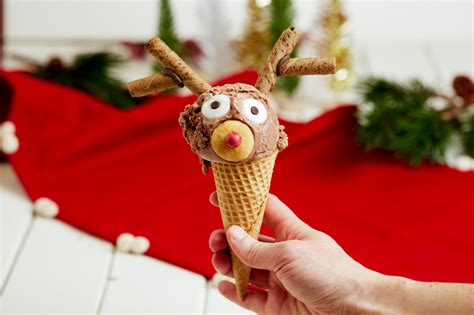 Reindeer Ice Cream Cones Fun And Easy Christmas Desserts