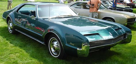 October 14 1965 Oldsmobile Debuts The Toronado This Day In