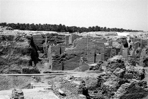 Excavations At Babylon 1979 Taken With Either An Olympus O Flickr