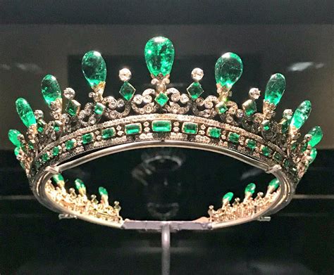Hrp Press Office On Twitter This Spectacular Tiara Designed For