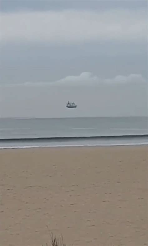 Floating Ship Causes Optical Illusion Jukin Licensing