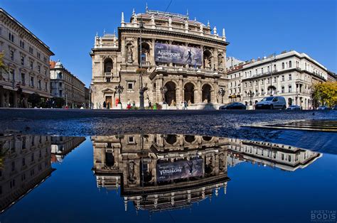 A legszebb koncerttermek között a budapesti Operaház