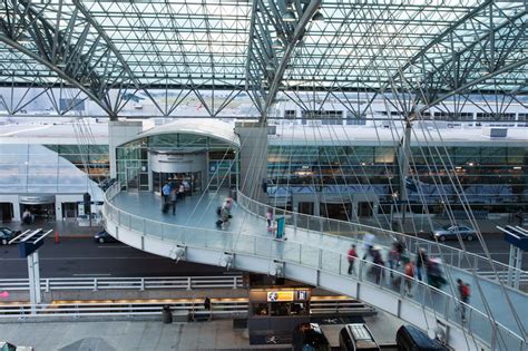 Where To Shop In Portland International Airport Pdx Racked