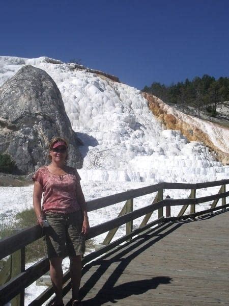 The Complete Guide To Mammoth Hot Springs In Yellowstone Were In The
