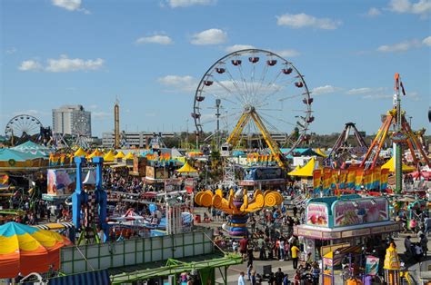 Where is the biggest fair in Florida? 2