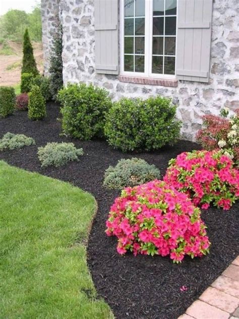 10 Front Yard Landscaping Ideas For Your Home