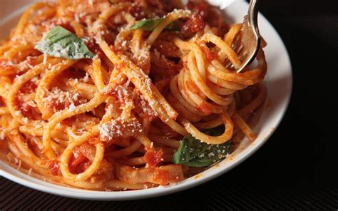 Spaghetti All Amatriciana Receptenbundel Nl Recepten Italiaanse