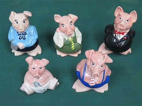 We did not find results for: Sold Price: SET OF FIVE WADE NATWEST PIGGY BANKS - August 2, 0117 10:30 AM BST