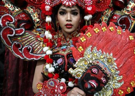 Vietnams Nguyen Huong Giang Crowned Miss International Transgender Beauty Queen 2018 Photos