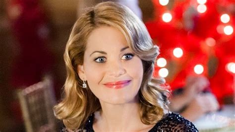 10 2018 Hallmark Christmas Movies With Your Favorite 90s Stars That