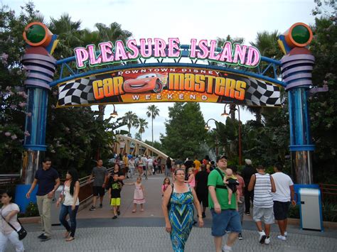 Save Pleasure Island Blog: PI Update: Lots of Cross-Promotion