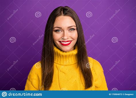 Close Up Portrait Of Her She Nice Attractive Lovely Pretty Charming Cheerful Cheery Straight