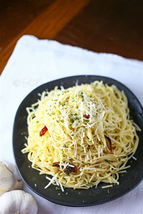 Meanwhile, put the carrots, walnuts, garlic, oregano, lemon zest, 1/4 teaspoon salt and the red pepper flakes in a food processor and pulse until finely chopped. Angel Hair Pasta in Burgundy Garlic Sauce - Kleinworth & Co