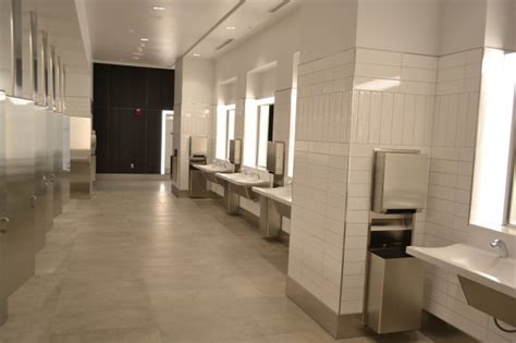 Two Of Americas 10 Best Bathrooms Of 2019 Are In Airports