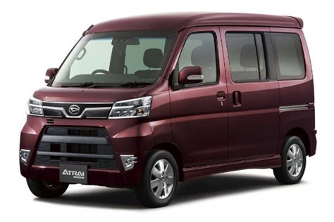 2020 Daihatsu Atrai Wagon Rad Reifengrößen LK Einpresstiefe und