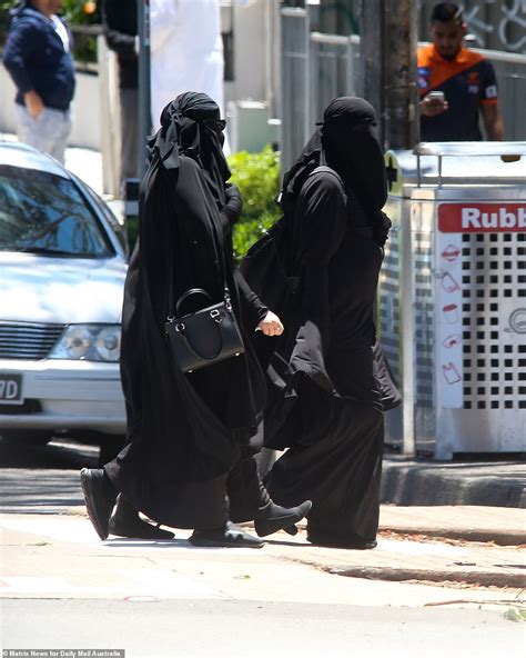 Muslims Women In Sydney Arent Allowed To Talk About Their Burkas