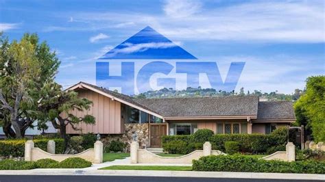 Can Hgtv Bring Back The Brady Bunch House Pics Reveal What Itll