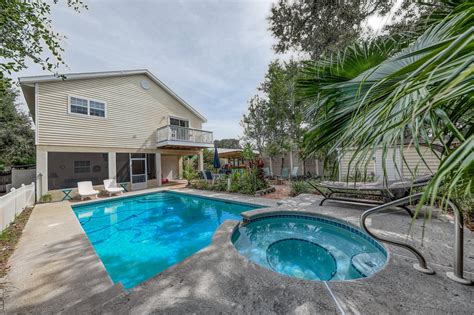 Charming Beach Home W A Private Heated Pool And Spa Close To The