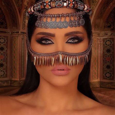 the amazing make up by samerkhouzami egyptian eye makeup face jewellery makeup