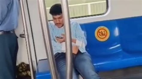 Delhi Police Release Pic Of Man Masturbating In Delhi Metro Latest